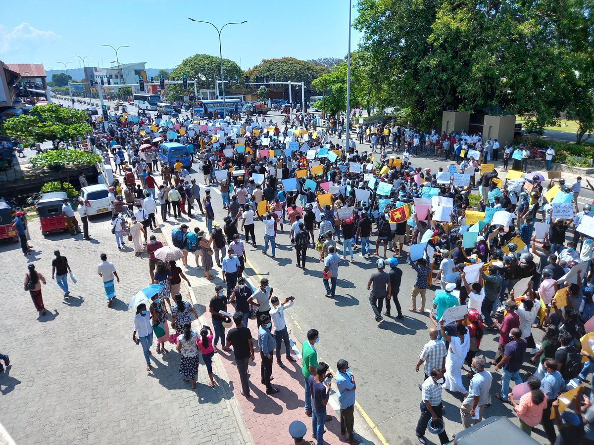 Massive protest happening in Galle. Galle- Matara road completely blocked both sides. Use alternative roads